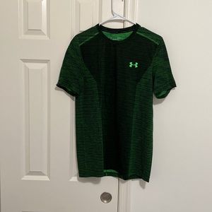Under Armour Threadborn Shirt! Size M!